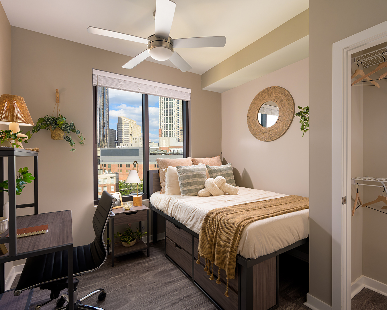 Apartments near uconn the standard at four corners