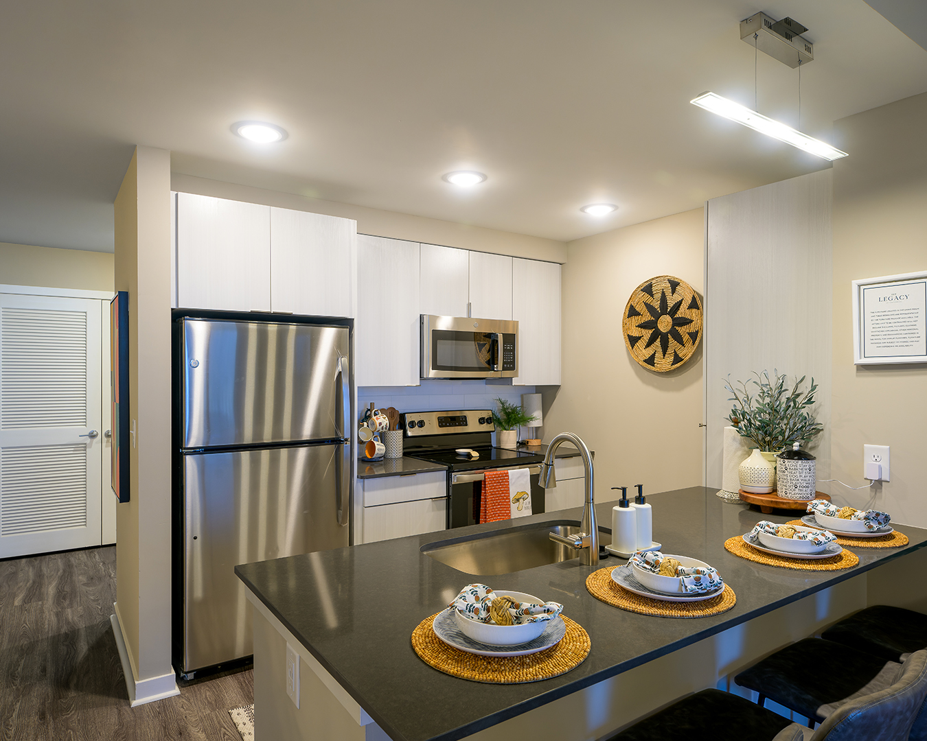 Apartments near uconn the standard at four corners